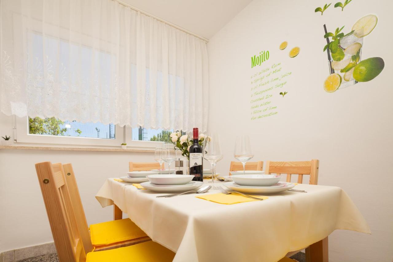 Holiday Apartman *